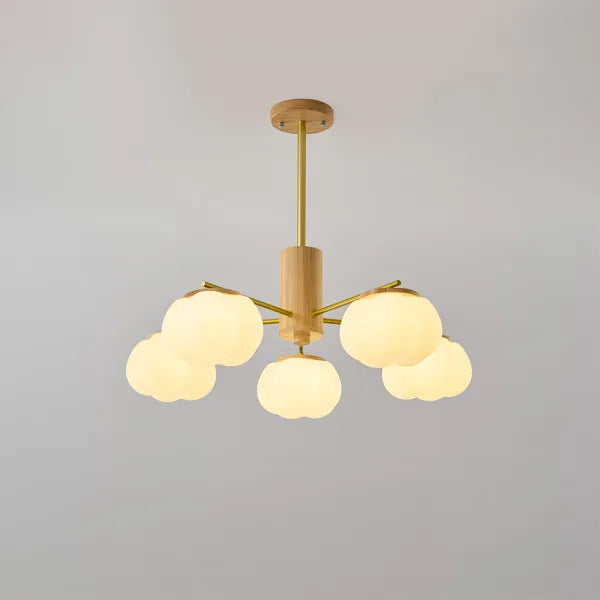 Kreativer Kronleuchter im Wohnzimmer aus Holz und Wattebällchen-Leuchtezauber