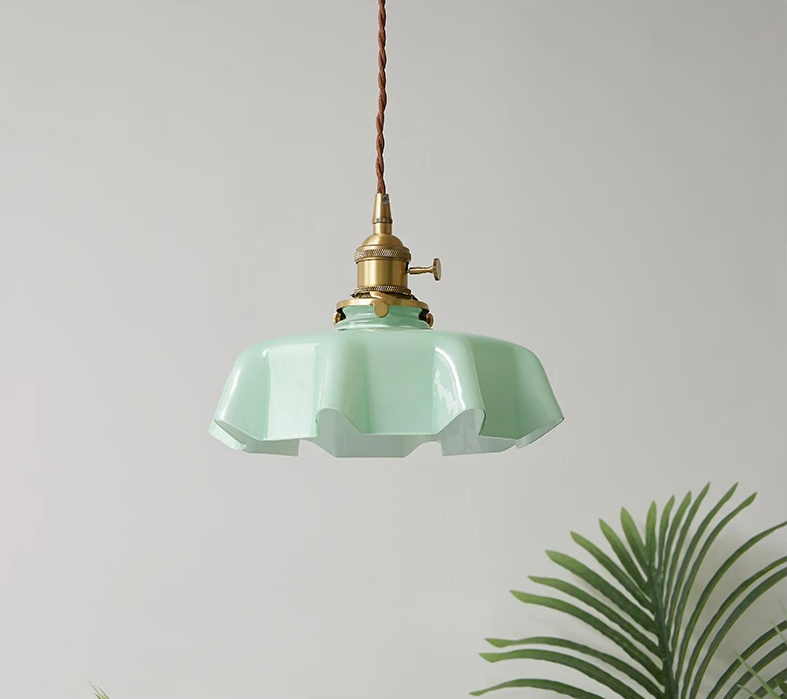 Cream Petal Glass Pendant Light – Scandinavian E27 Ceiling Lamp | Elegant Ambient Lighting | Contemporary Dining Room Feature