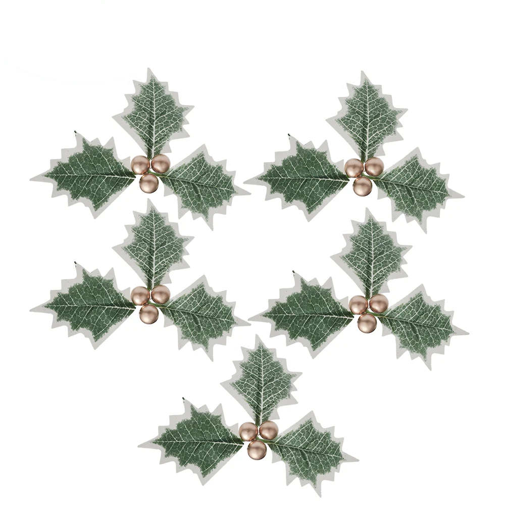 LumiBerry LED Christmas Garland – Illuminated Berry & Holly Decoration | Festive Holiday Greenery