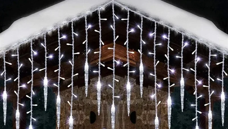 LumaSnow 4M LED Snowflake Curtain Lights – Christmas Icicle String Lights for Windows, Parties & Holiday Decorations