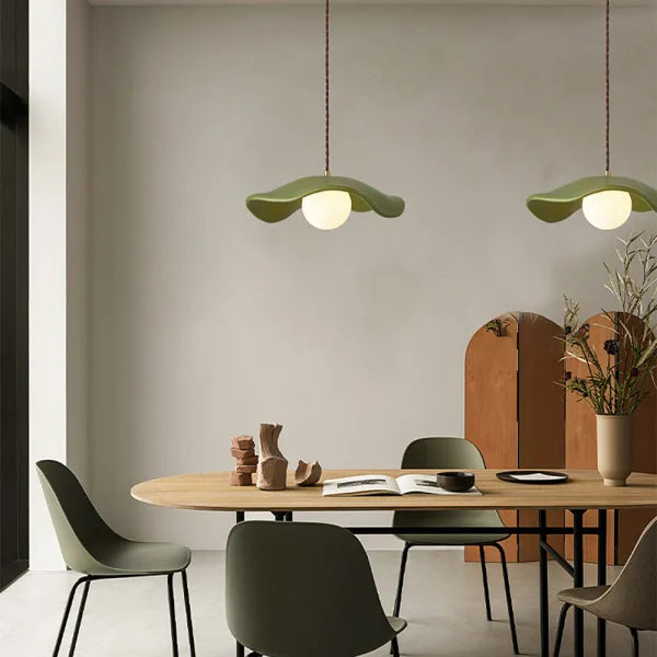 Kreative Wabi Sabi Esszimmer-Hängelampe mit Lotusblättern-Leuchtezauber