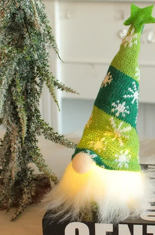 LUMIGNOME LED Christmas Gnome – Illuminated Scandinavian Plush Decoration | Festive Holiday Ornament