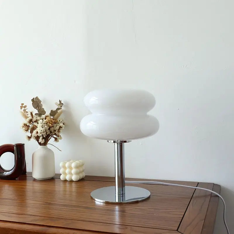Italienische Bauhaus-Tischlampe-Leuchtezauber