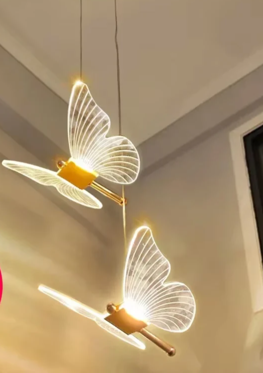 AuréaButterfly Modern LED Butterfly Pendant Lamp – Luxury Gold Ceiling Light for Elegant Interiors