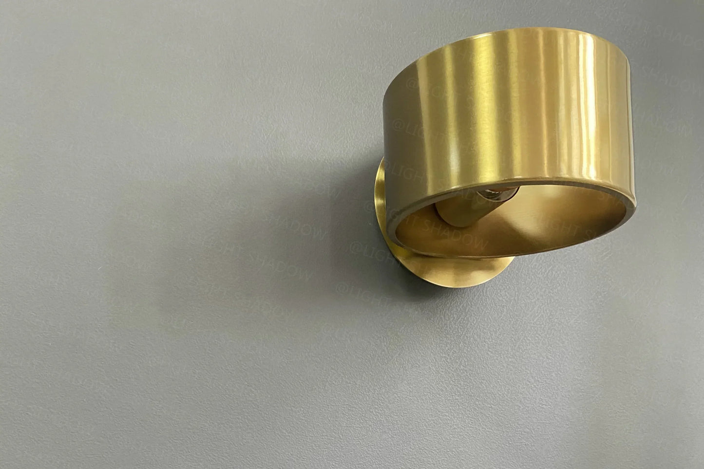Velaris Up & Down Wall Light – Modern Nordic LED Wall Lamp | Luxury Ambient Lighting for Contemporary Interiors