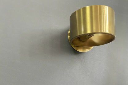 Velaris Up & Down Wall Light – Modern Nordic LED Wall Lamp | Luxury Ambient Lighting for Contemporary Interiors