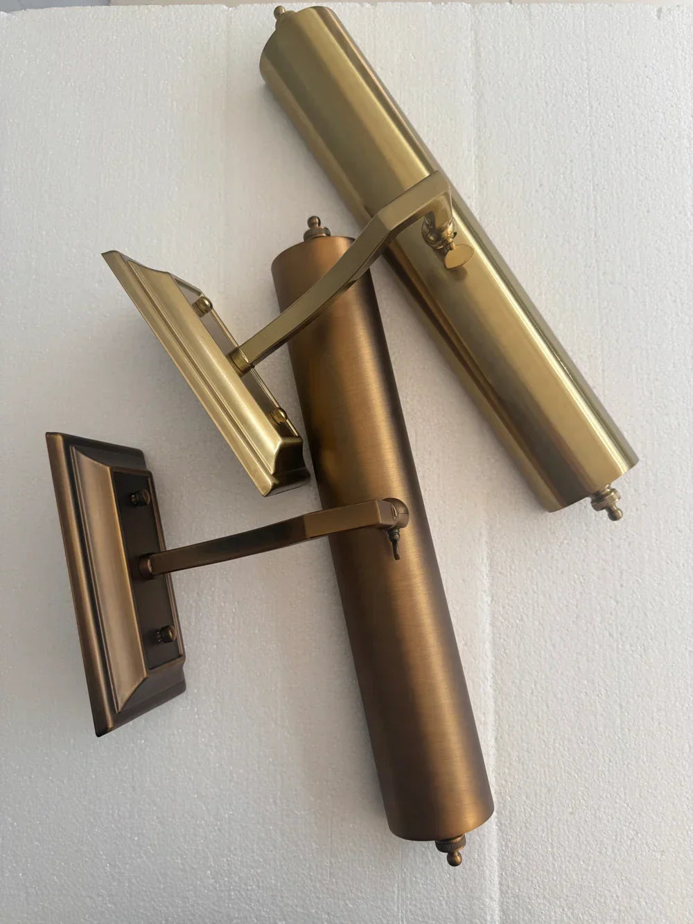 Modern LED Mirror Wall Light – Luxury Bathroom Vanity Lamp | Elegant Shadow-Free Lighting