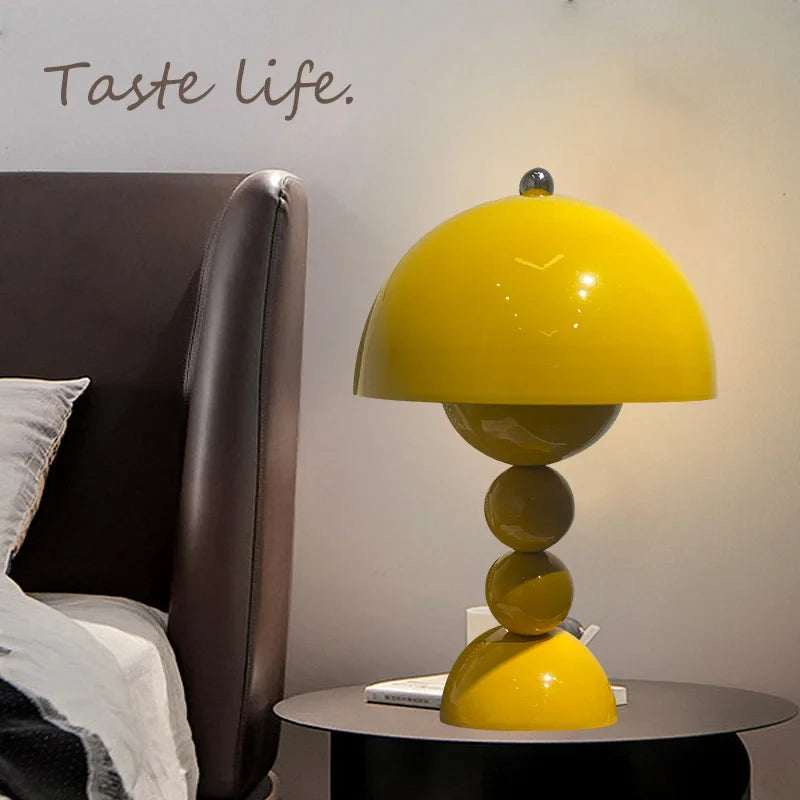 Nordic Flower LED Table Lamp – USB Dimmable Bedside Light | Decorative Floral Desk Lamp | Modern Ambient Lighting