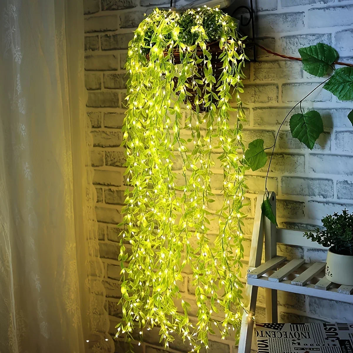 LeafLuma LED Leaf String Lights – 2M Decorative Fairy Lights with Warm White LEDs