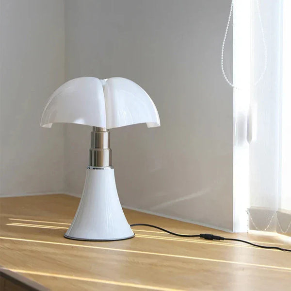Vintage LED Designer Table Lamp – Timeless Elegance with Modern LED Performance