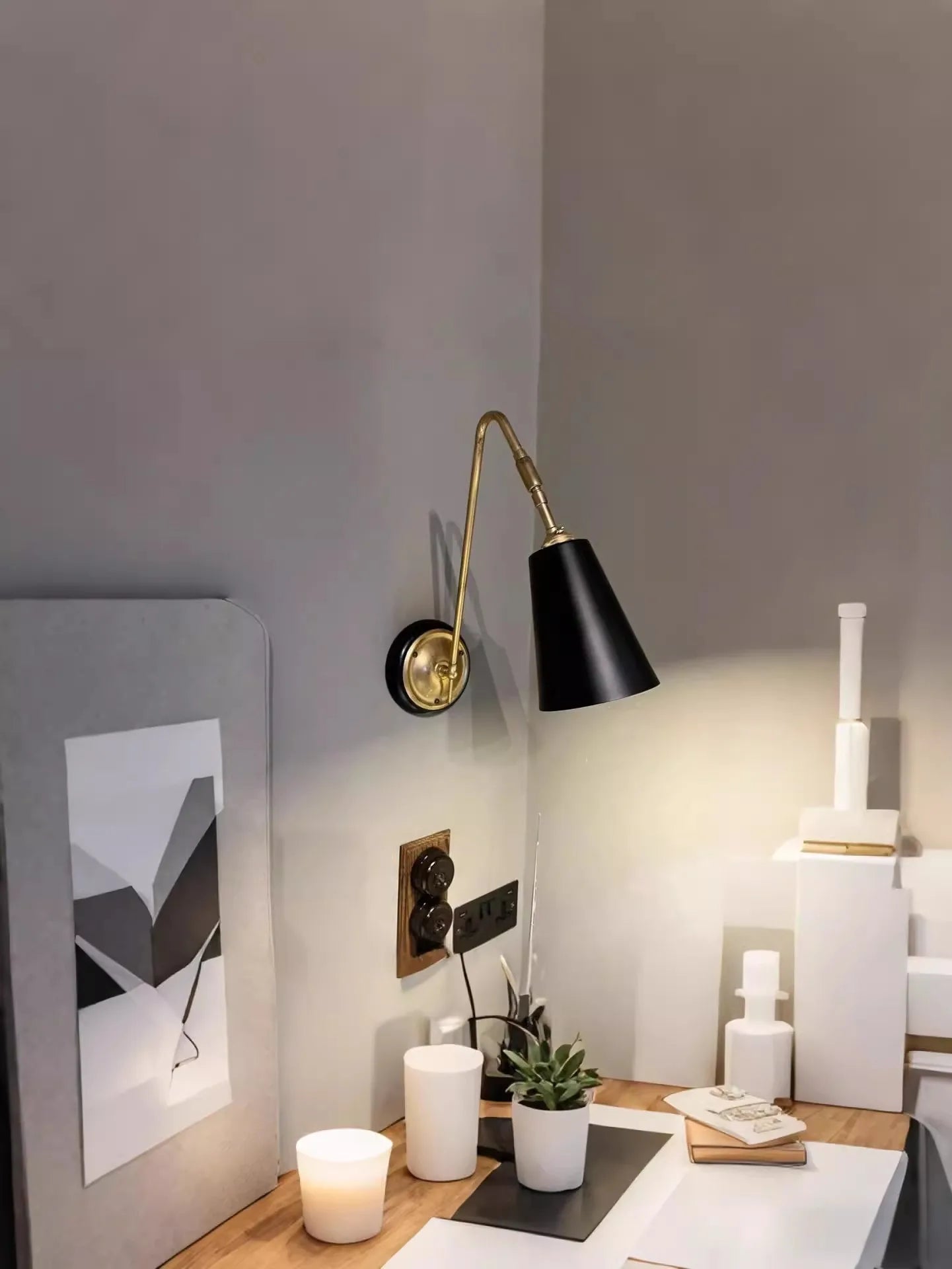 Brass Wall Light with Nordic Retro Design – Modern LED Wall Sconce | Elegant Ambient Lighting