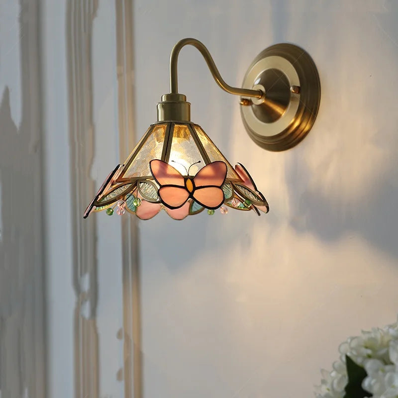 Nordique Glass Wall Light – Scandinavian Brass Sconce | Clear Glass Ambient Lighting | Contemporary Interior Elegance