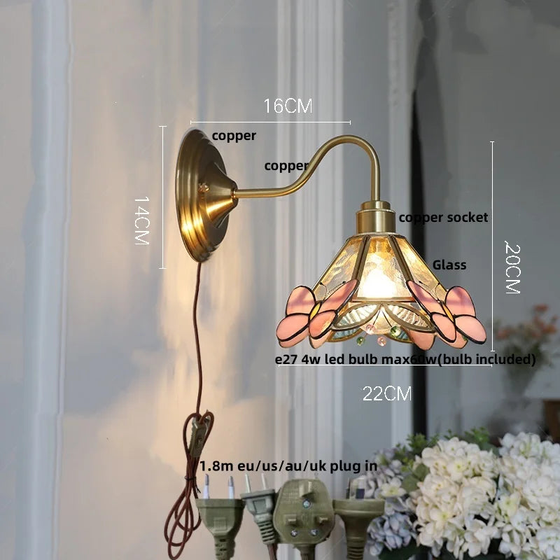 Nordique Glass Wall Light – Scandinavian Brass Sconce | Clear Glass Ambient Lighting | Contemporary Interior Elegance
