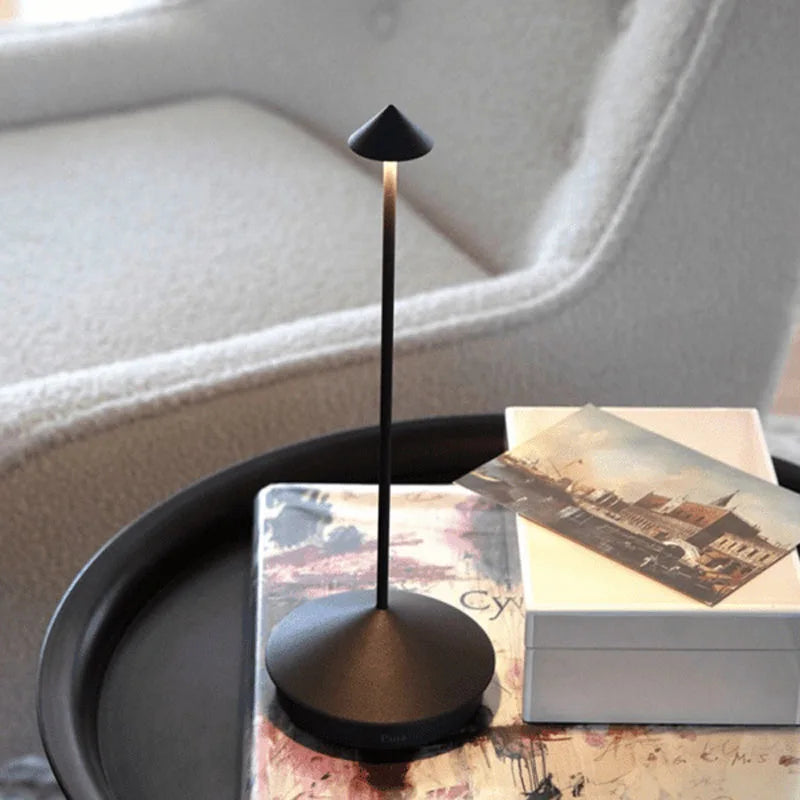 LumaTouch – Wiederaufladbare LED-Tischlampe mit Stufenloser Dimmung-Leuchtezauber