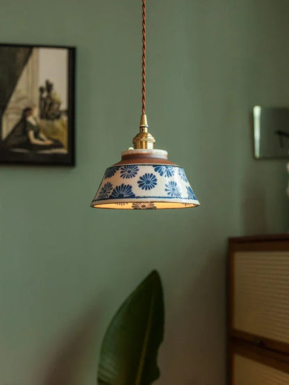Dark Green Ceramic Pendant Light with Copper Finish – Retro Nordic Ceiling Lamp | Elegant Ambient Lighting