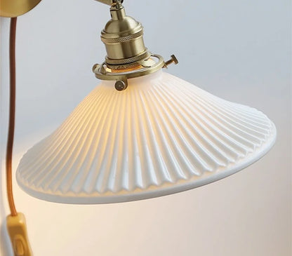 Kyotaro Wandleuchte – Japanische Keramik-Wandlampe mit LED-Kompatibilität-Leuchtezauber