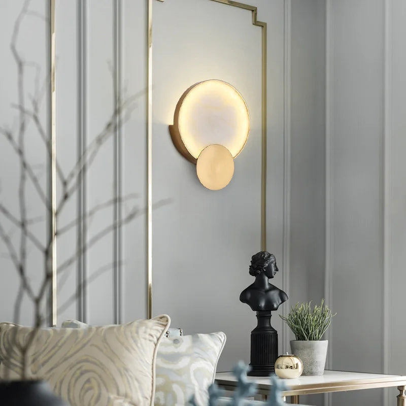 Marble Wall Light – Modern Gold LED Wall Lamp | Luxury Ambient Lighting | Contemporary Stone Interior Feature