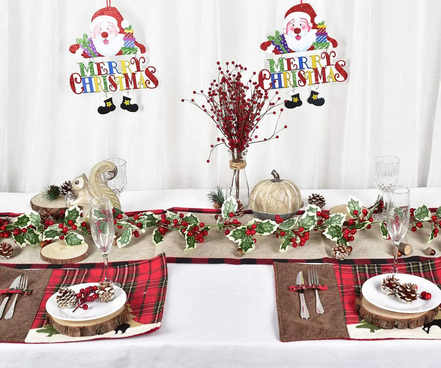 LumiBerry LED Christmas Garland – Illuminated Berry & Holly Decoration | Festive Holiday Greenery