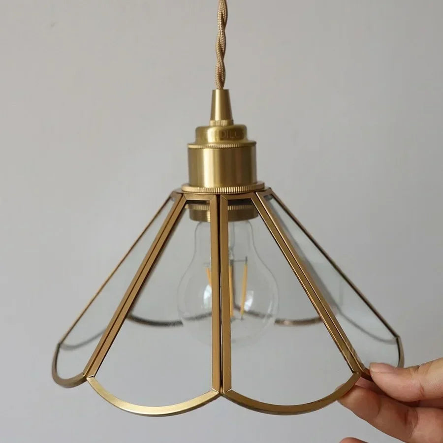 Nordic Tiffany Glass Wall Light – Copper LED Wall Lamp with Pull Cord Switch | Elegant Ambient Lighting | Timeless Interior Accent