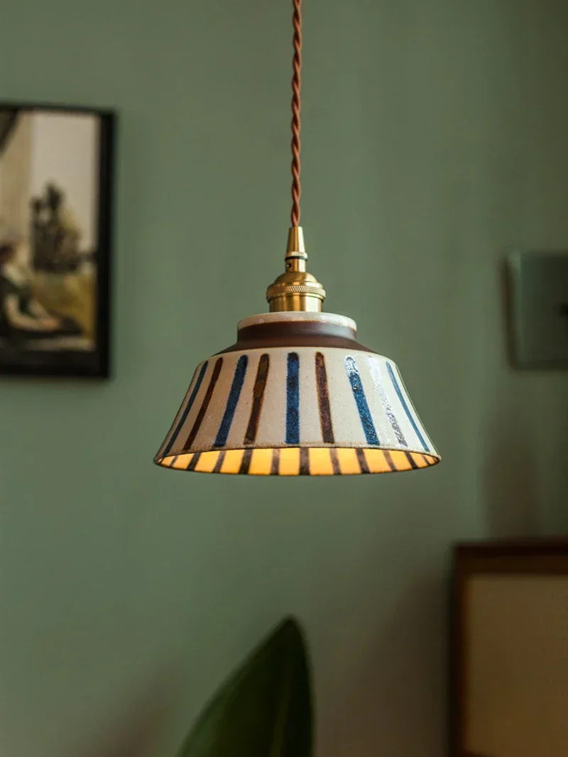Dark Green Ceramic Pendant Light with Copper Finish – Retro Nordic Ceiling Lamp | Elegant Ambient Lighting