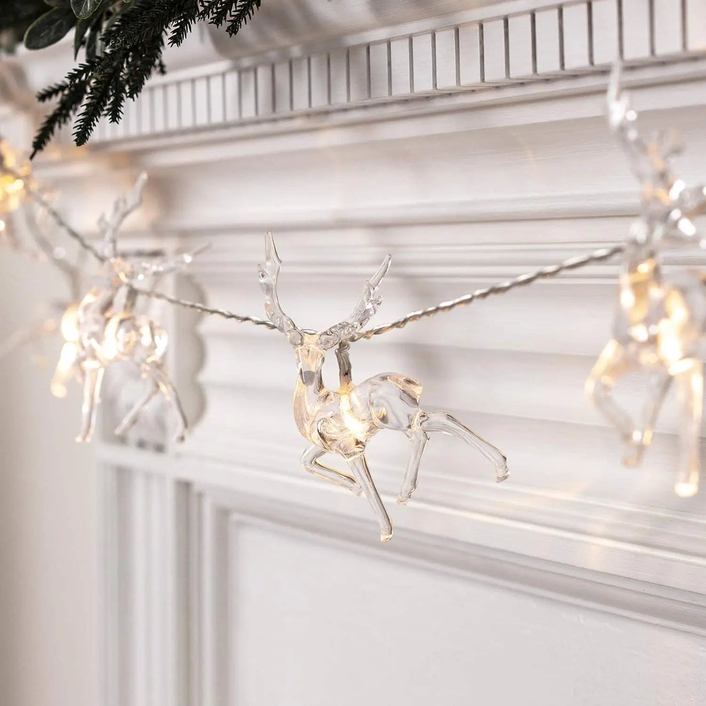 LumiDeer LED Reindeer String Lights – Battery-Powered Christmas Fairy Lights | Festive Indoor Decoration