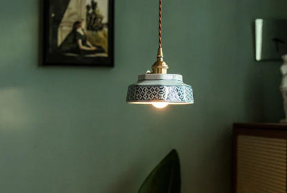 Dark Green Ceramic Pendant Light with Copper Finish – Retro Nordic Ceiling Lamp | Elegant Ambient Lighting