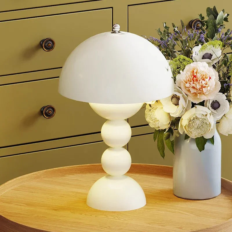 Nordic Flower LED Table Lamp – USB Dimmable Bedside Light | Decorative Floral Desk Lamp | Modern Ambient Lighting