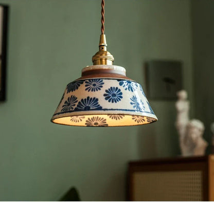 Dark Green Ceramic Pendant Light with Copper Finish – Retro Nordic Ceiling Lamp | Elegant Ambient Lighting