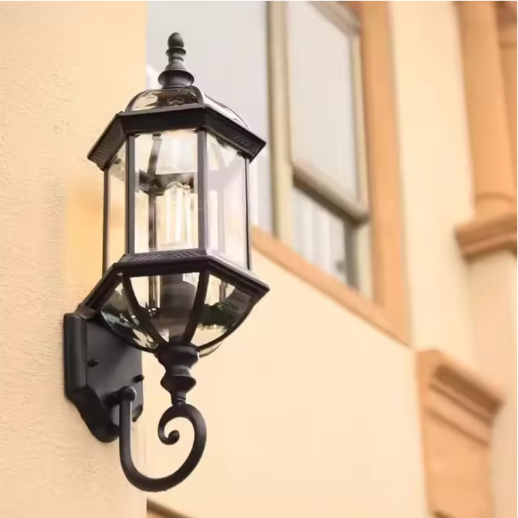 HeritageGlow Outdoor Wall Light – Vintage E27 Exterior Lantern | Waterproof Aluminium & Glass Wall Lamp