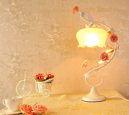 RosaGlo - Stilvolle überdachte Rosenlampe-Leuchtezauber