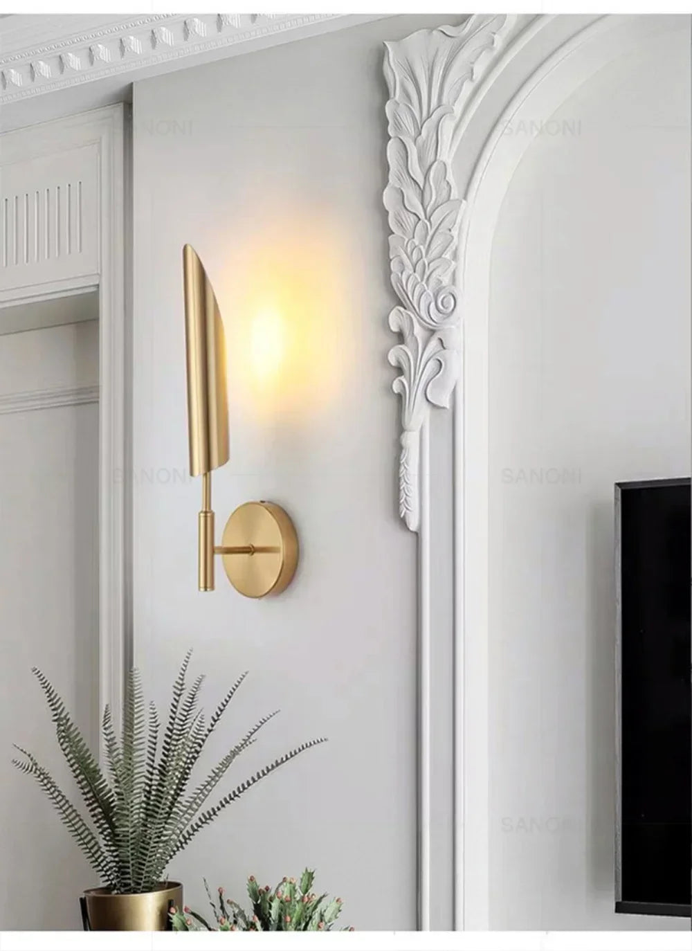 Gold Glass Wall Light – Luxury G9 Wall Lamp | Contemporary Up & Down Lighting | Elegant Interior Accent
