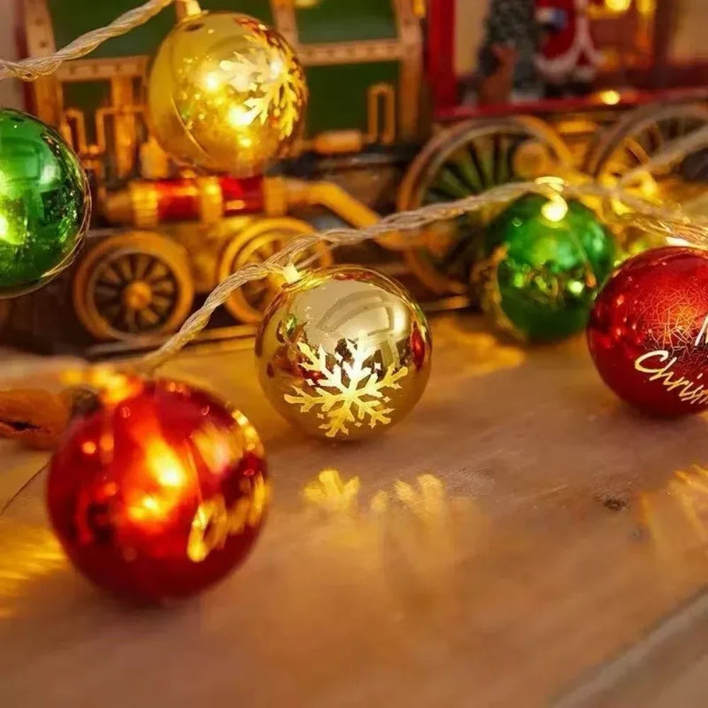 Hollow Globe LED Christmas String Lights – Battery-Powered Decorative Lights for Parties, Bedrooms & Christmas Trees