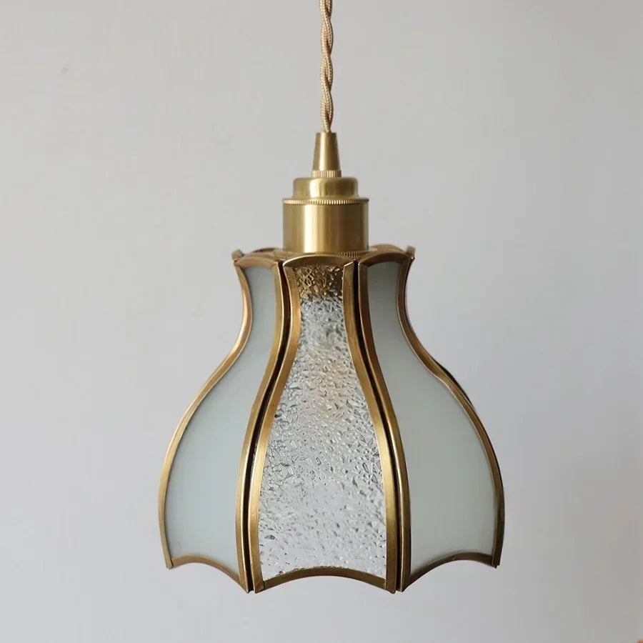 Nordic Tiffany Glass Wall Light – Copper LED Wall Lamp with Pull Cord Switch | Elegant Ambient Lighting | Timeless Interior Accent