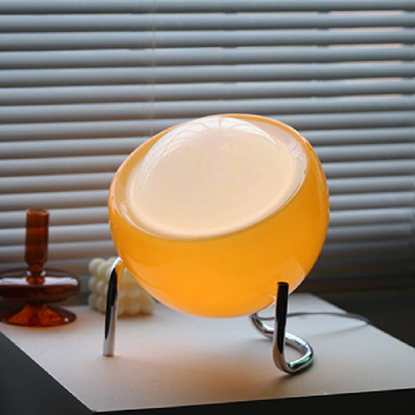 Bauhaus Medieval Tischlampe-Leuchtezauber
