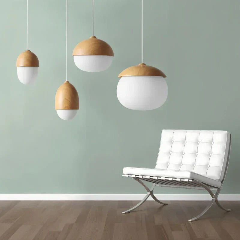 Moderne Hängelampe aus Castanea-Glas-Leuchtezauber