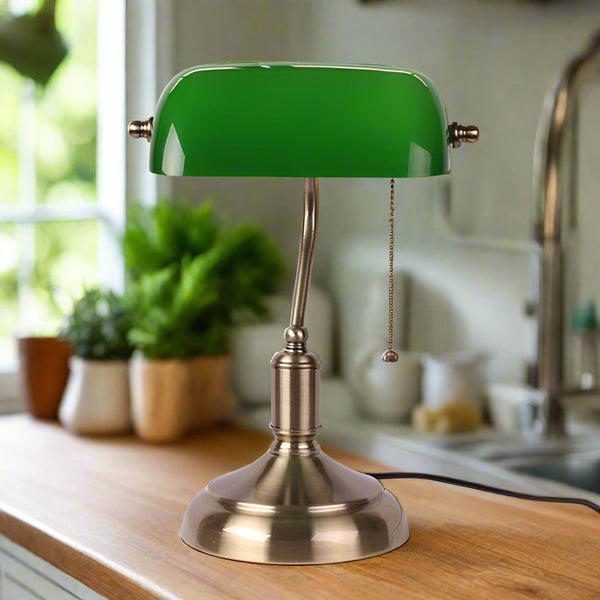 Tischlampe aus Glas im europäischen Stil-Leuchtezauber