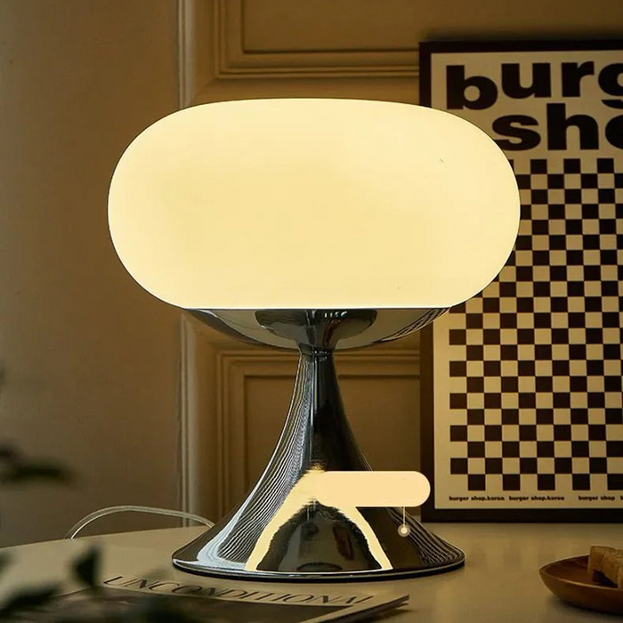 Antique Style Apple Tischlampe-Leuchtezauber