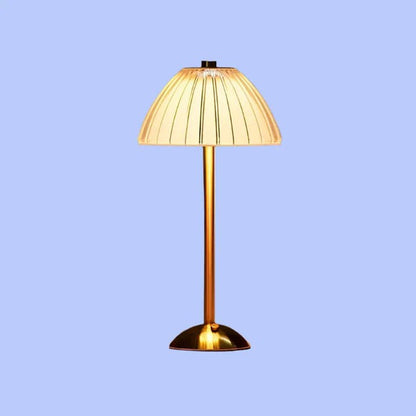Kabellose Kristall-Metall-Tischlampe-Leuchtezauber