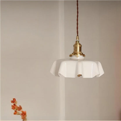 Hängelampe im Retro-Stil, Glasblume, cremefarben-Leuchtezauber